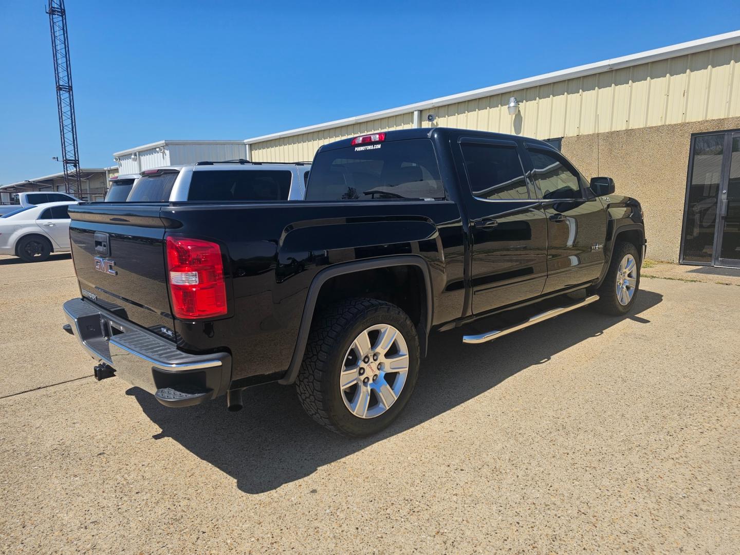 2014 BLACK GMC Sierra 1500 SLE Crew Cab 4WD (3GTU2UEC0EG) with an 5.3L V8 OHV 16V engine, 6-Speed Automatic transmission, located at 533 S Seven Points BLVD, Seven Points, TX, 75143, (430) 255-4030, 32.313999, -96.209351 - Photo#2